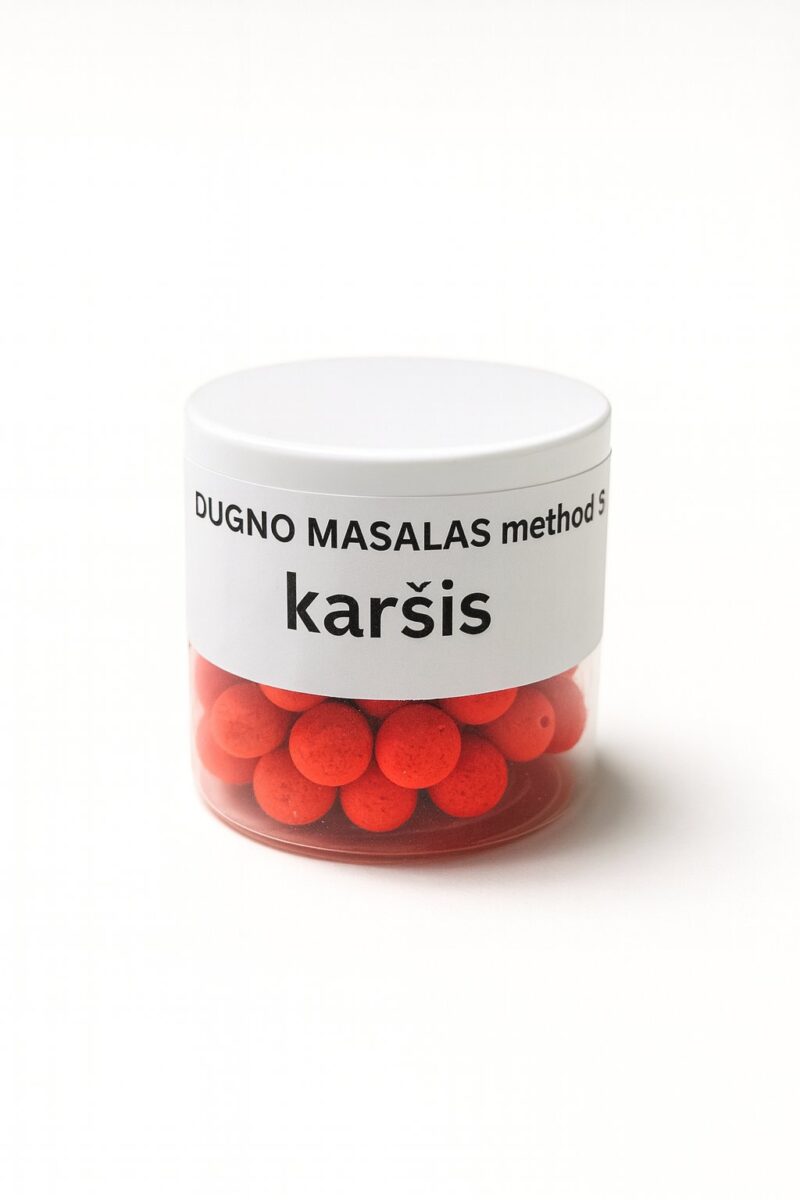 Dugno masalas Method karšis – raudoni kukuliai stiklainyje